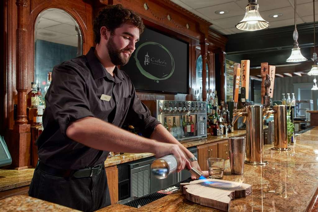 Ohio University Inn And Conference Center Athens Restaurant photo